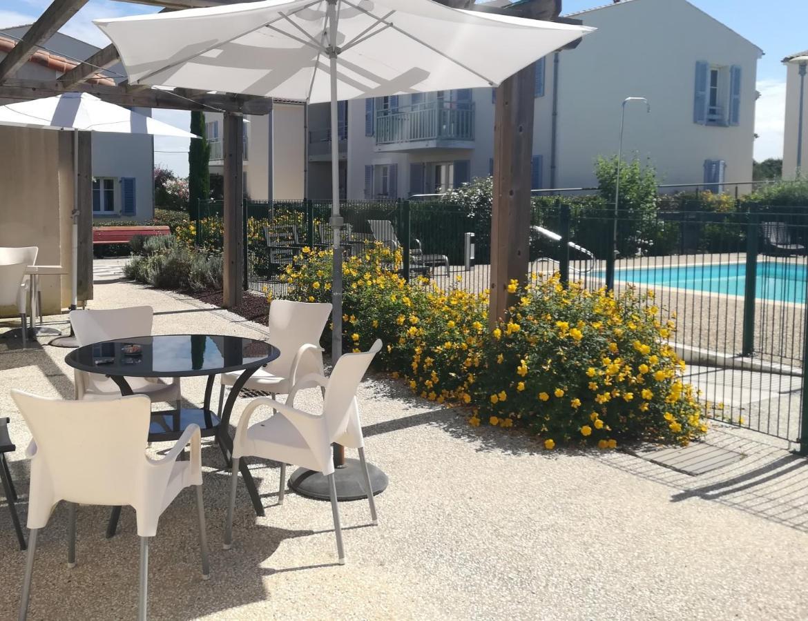 Residence Services Les Essentielles Sainte Soulle Екстериор снимка